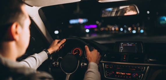 Gece Araç Kullanırken Nelere Dikkat Etmeli ve Ne Önlemler Alınmalı? blog resmi