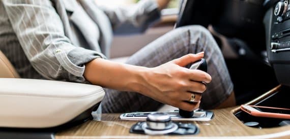 Otomatik Vitesli Araba Nasıl Kullanılır Nelere Dikkat Edilmelidir? blog resmi